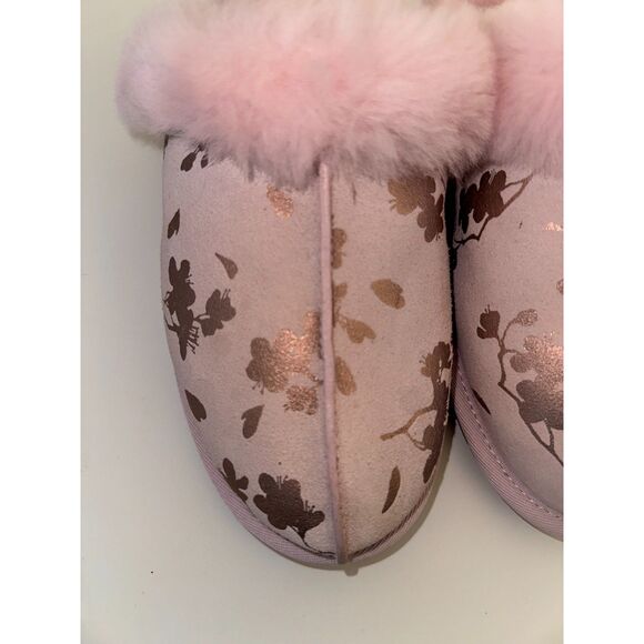 UGG Women's Scuffette II Floral Foil - Size 7 - Picture 8 of 8